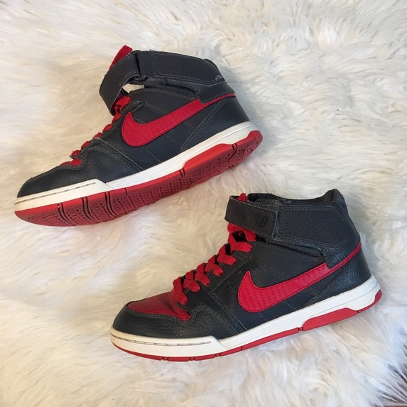 Nike Other - Nike high tops